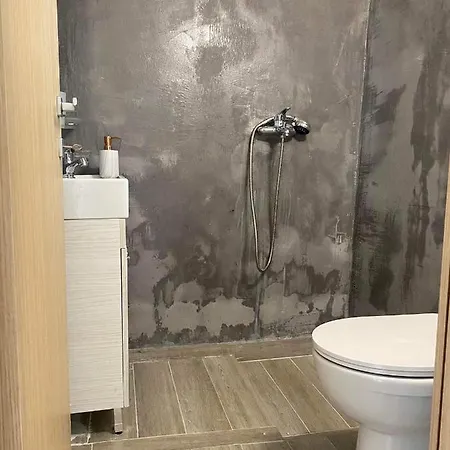 Tasos Bi * Chrysi Ammoudia