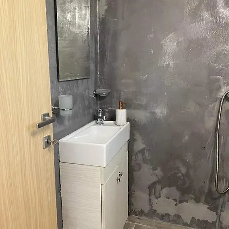 Tasos Bi Chrysi Ammoudia